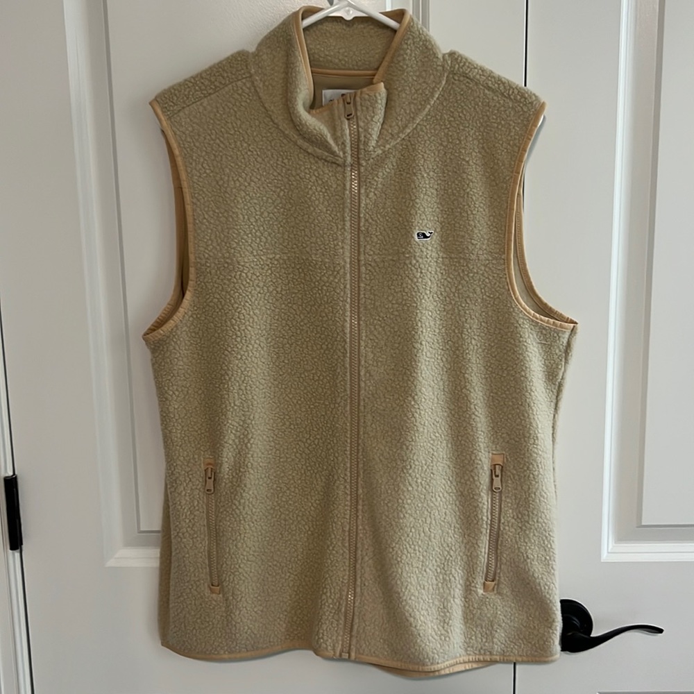 Vineyard Vines womens sherpa fleece vest, camel, new with tags